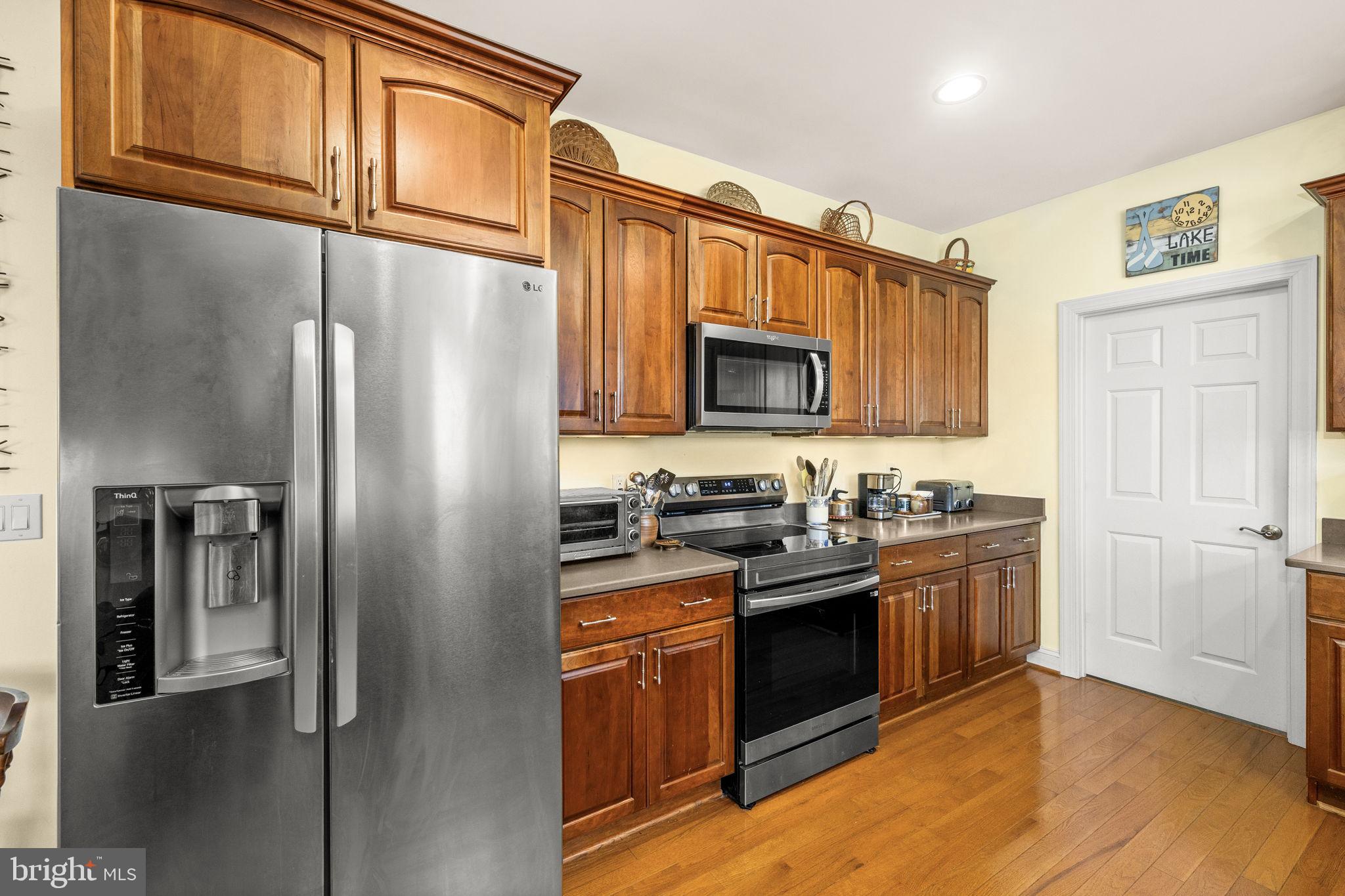 NOAH'S LANDING - Residential