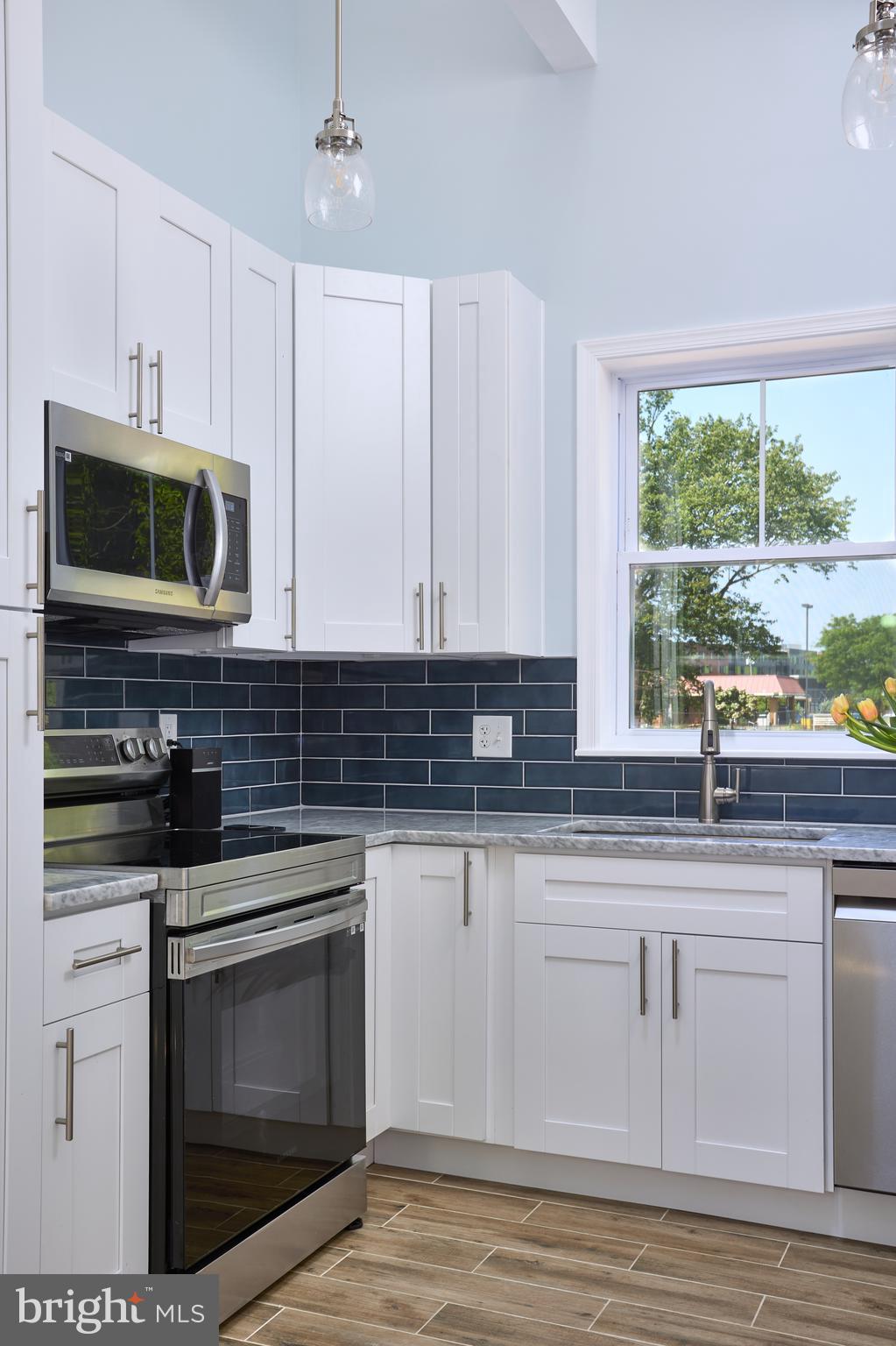 OAKCREST - Residential Lease