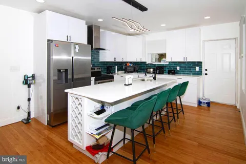 24 E Taylor Avenue, Audubon, NJ MLS: NJCD2088188