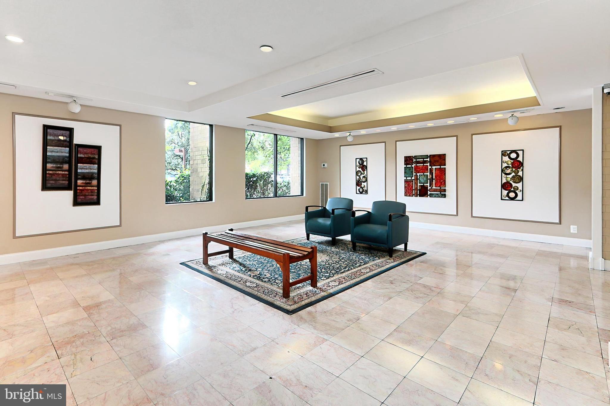 WOODLAKE TOWERS - Residential