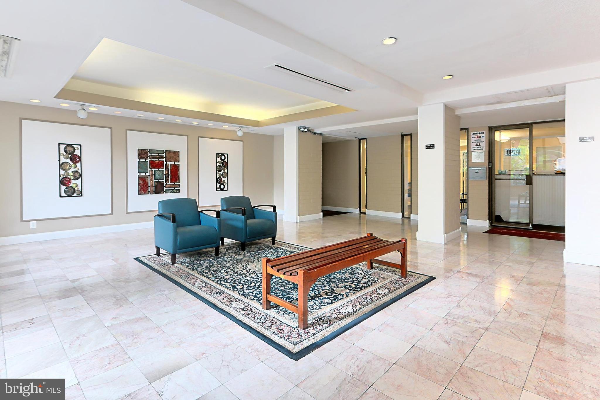 WOODLAKE TOWERS - Residential