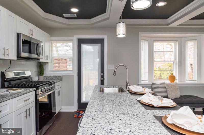 NORTHWOOD - Residential