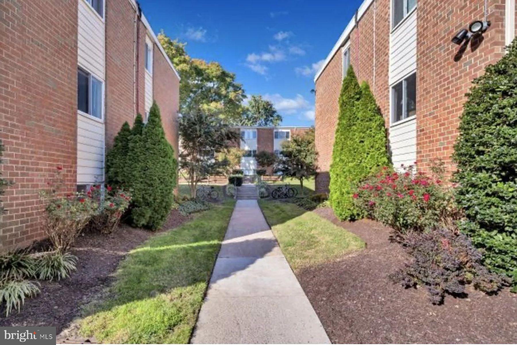 HAMPDEN HISTORIC DISTRICT - Residential Lease