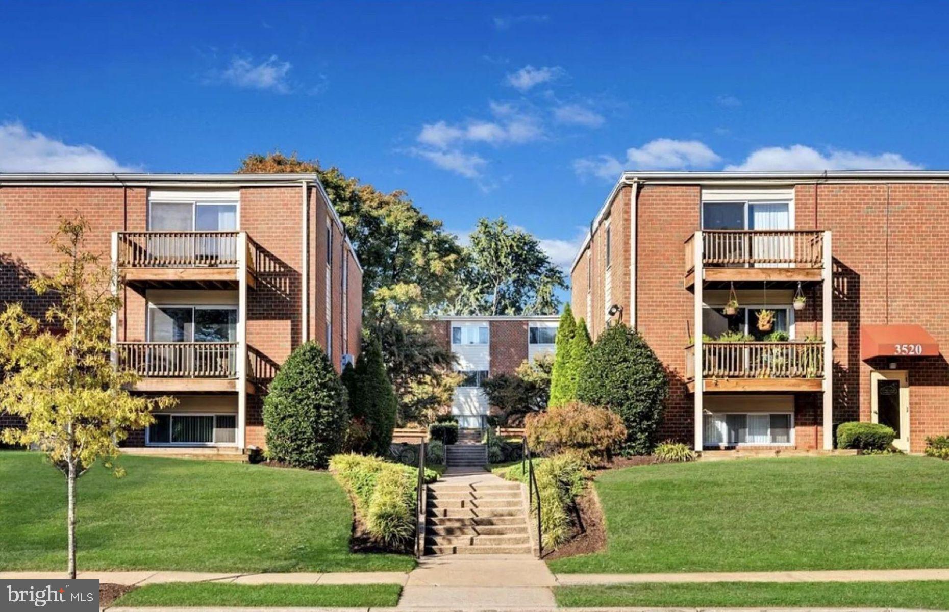 HAMPDEN HISTORIC DISTRICT - Residential Lease