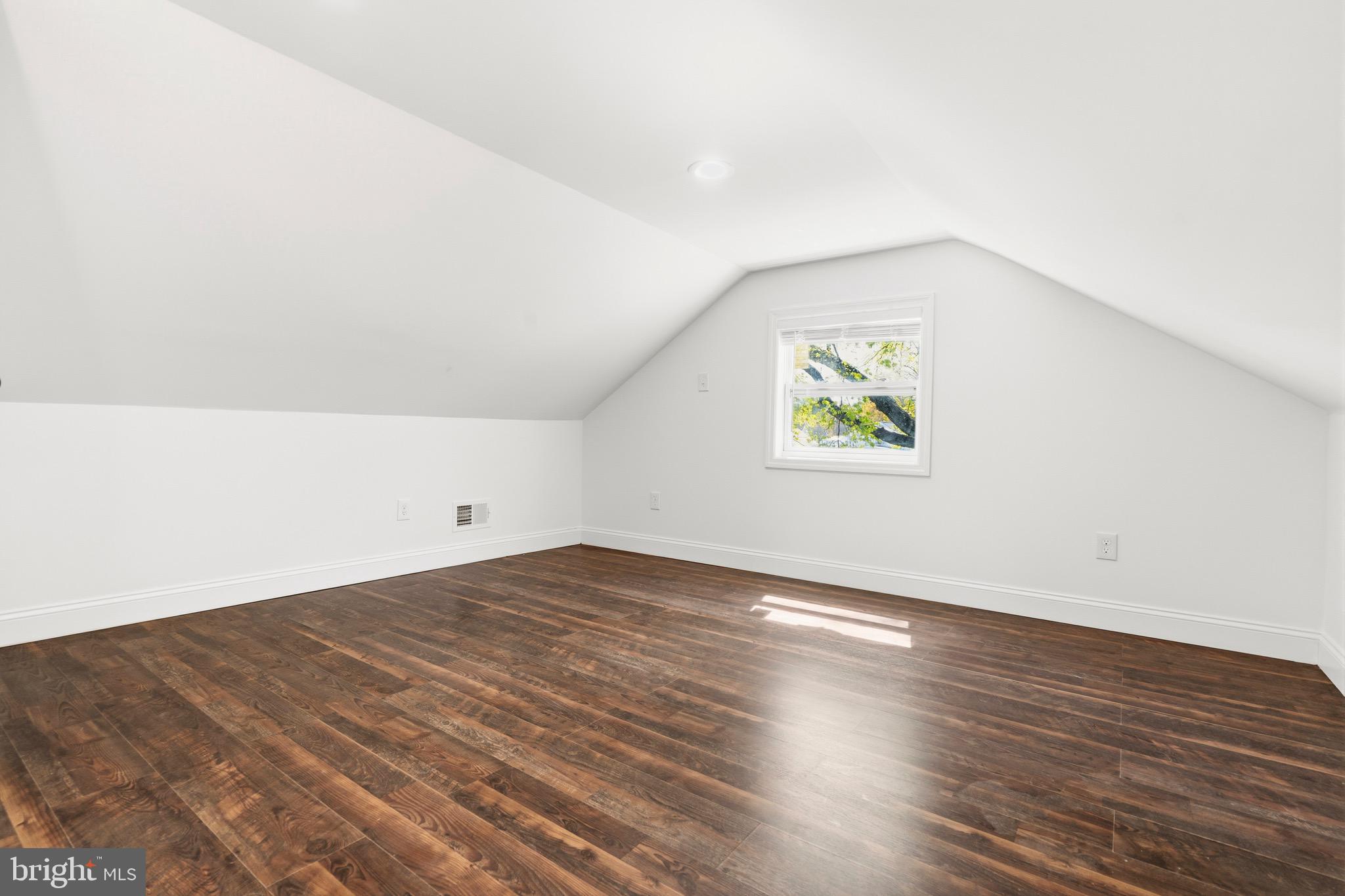 MARTINDALE - Residential