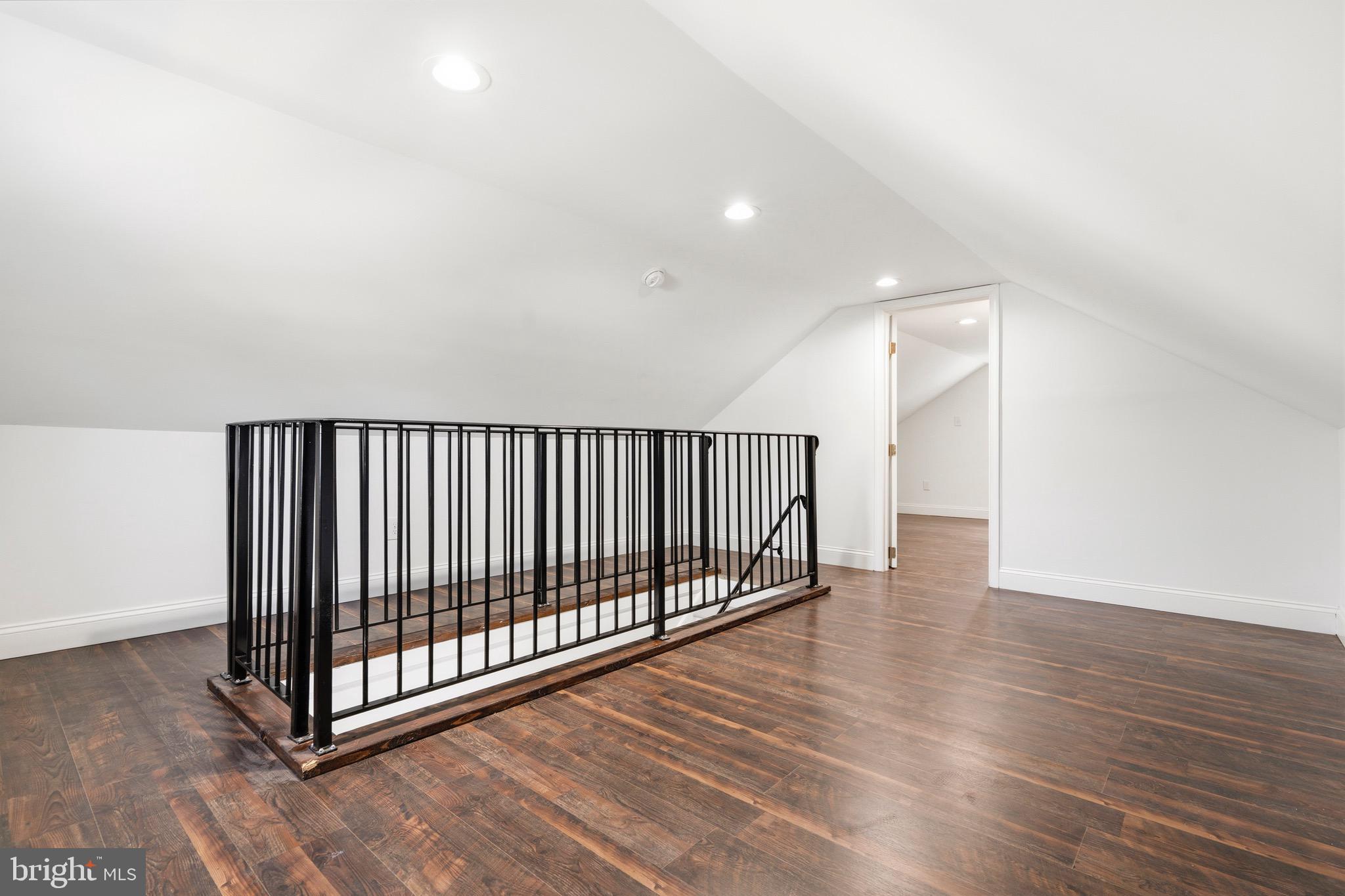 MARTINDALE - Residential