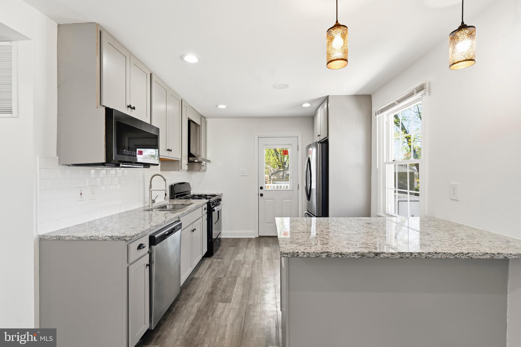 MARTINDALE - Residential