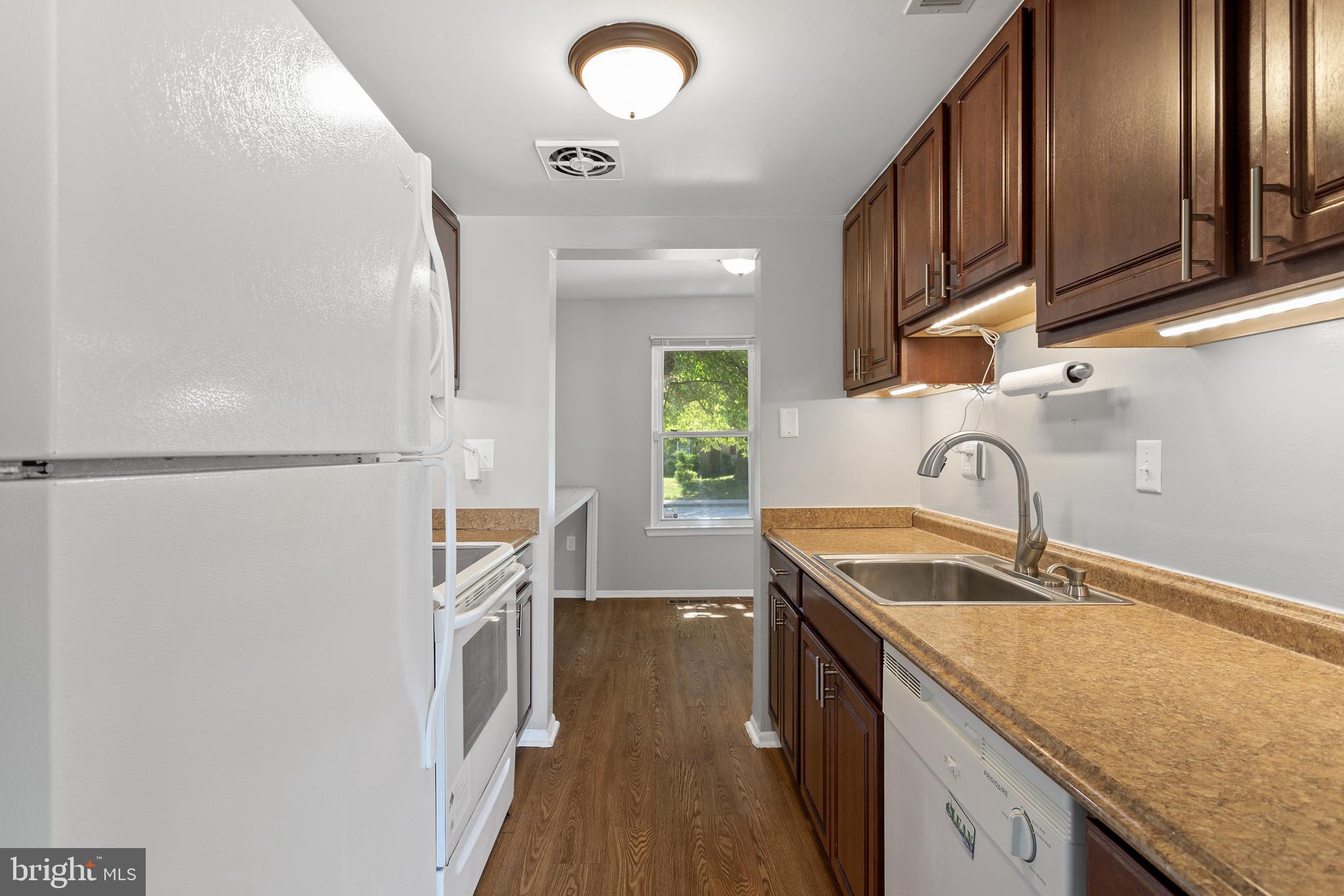 SPRING MEADOWS CONDO - Residential