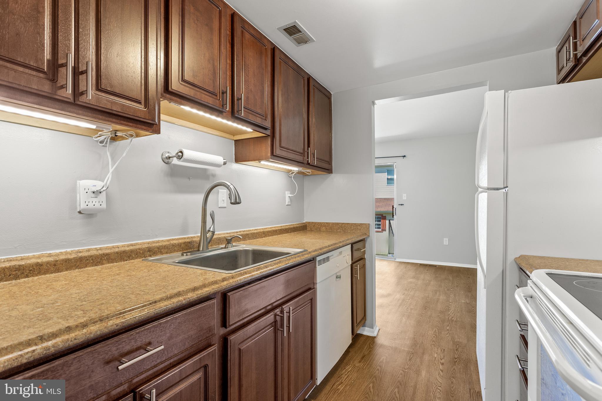 SPRING MEADOWS CONDO - Residential