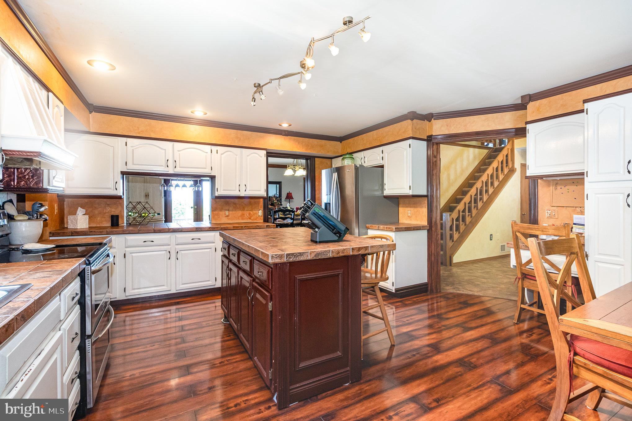 400 BERRY MOUNTAIN RD