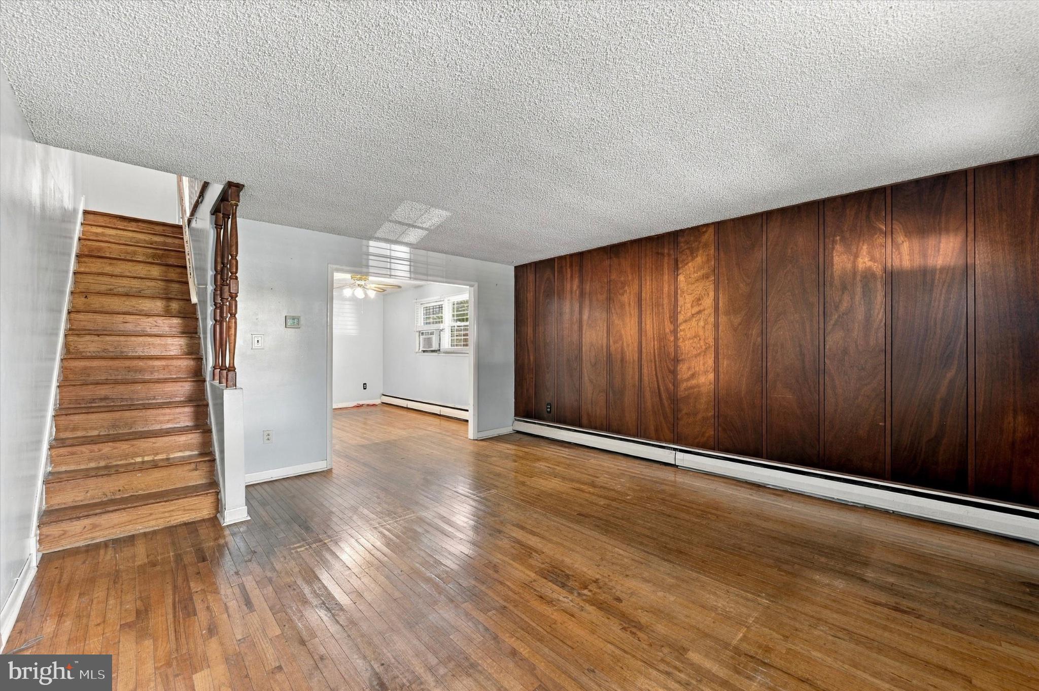 306 COLLINGDALE AVENUE