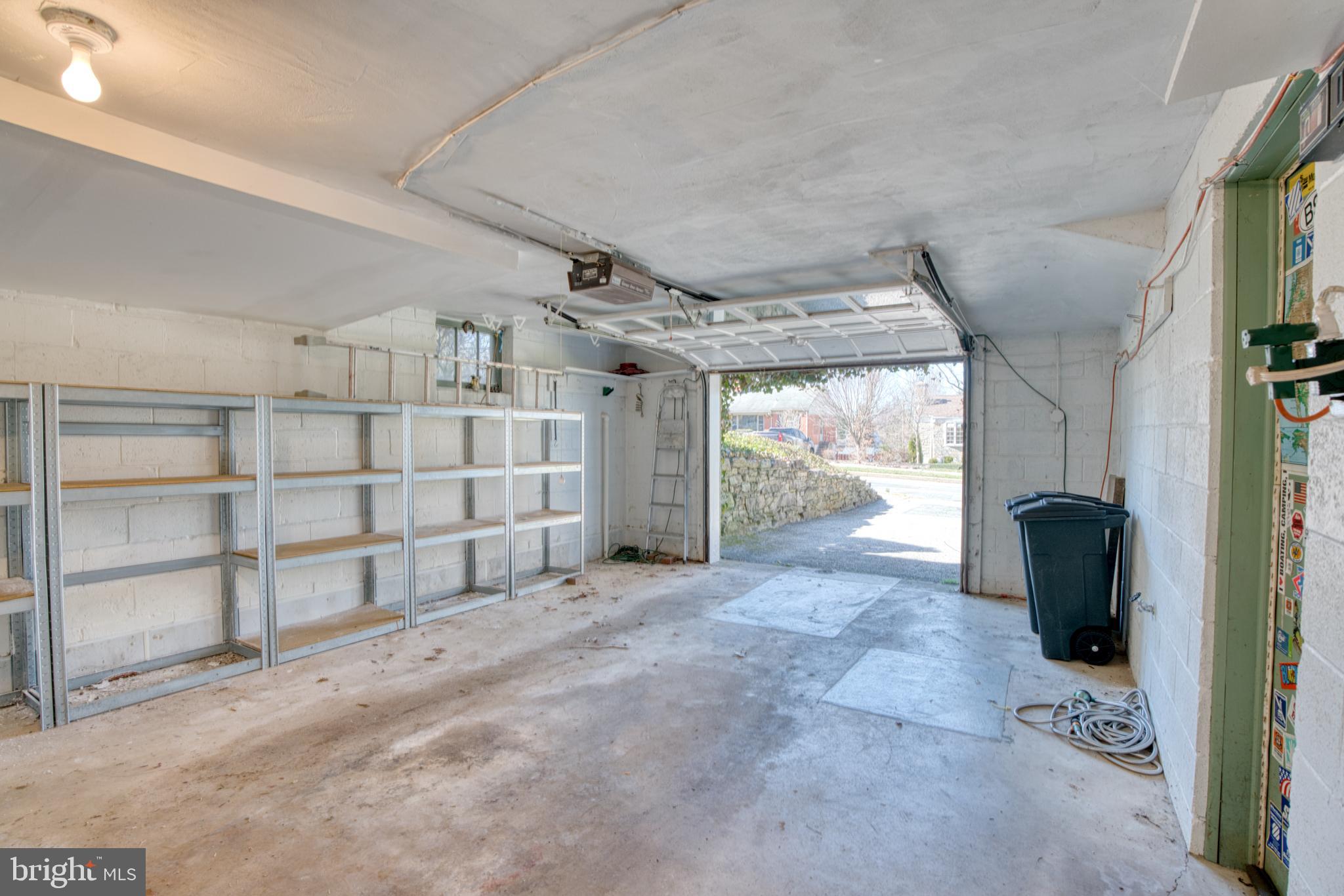 BRIDLEWOOD - Residential