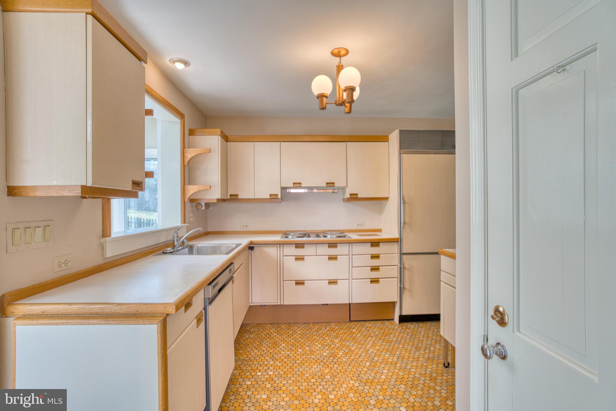 BRIDLEWOOD - Residential