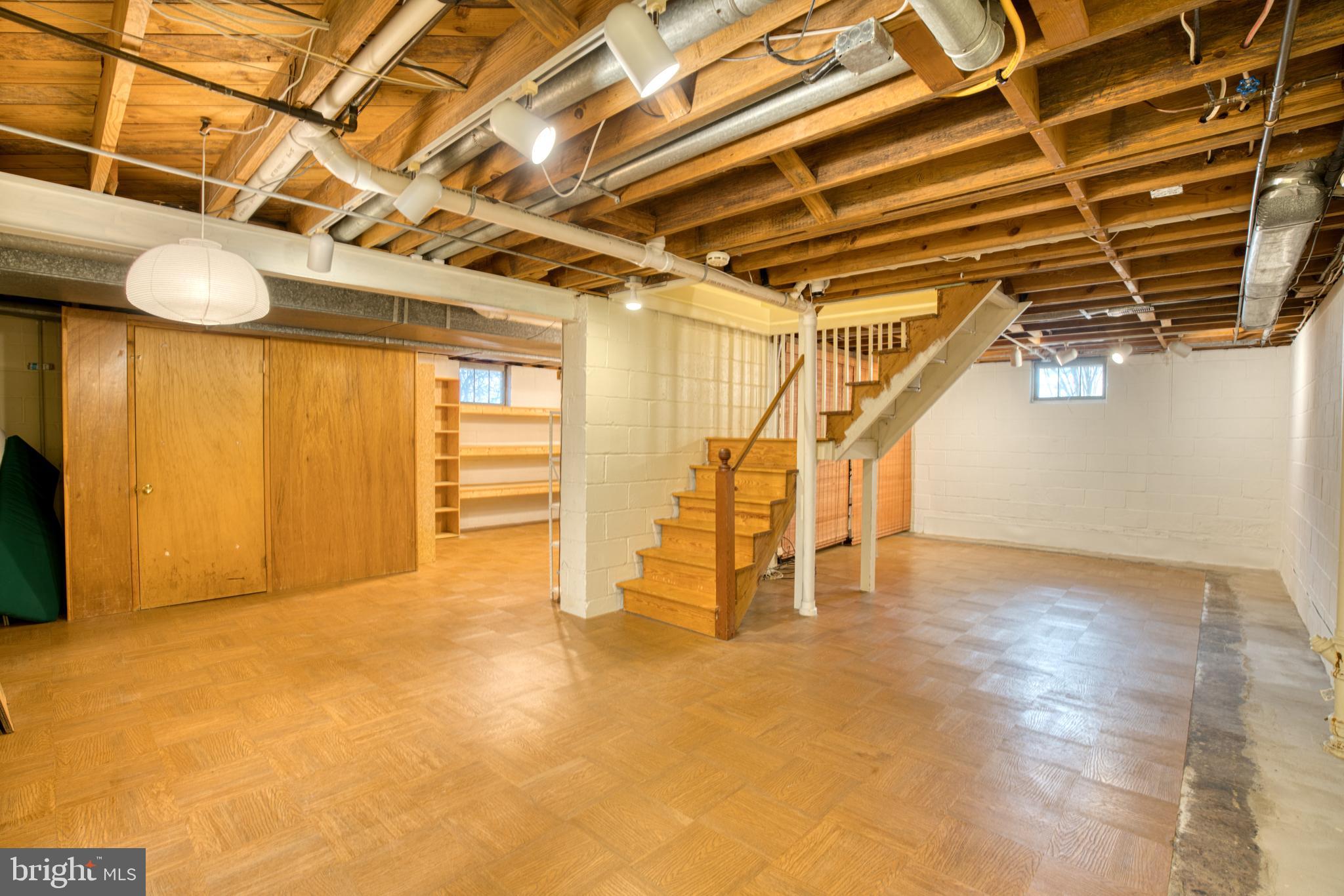 BRIDLEWOOD - Residential