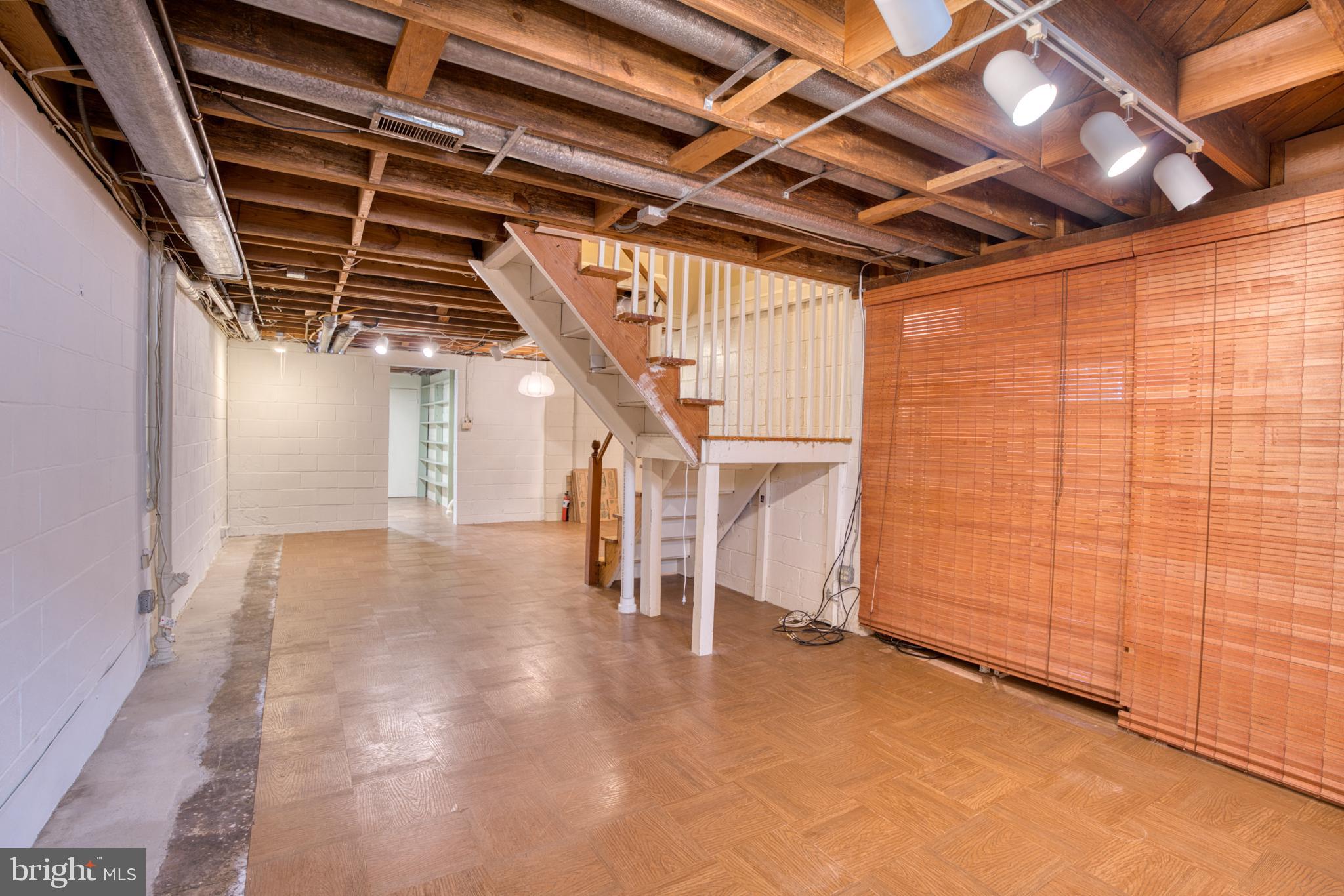 BRIDLEWOOD - Residential