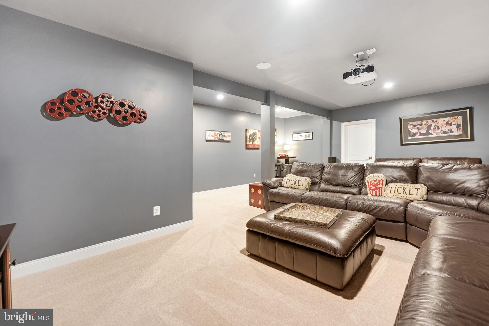 DOMINION VALLEY COUNTRY CLUB - Residential