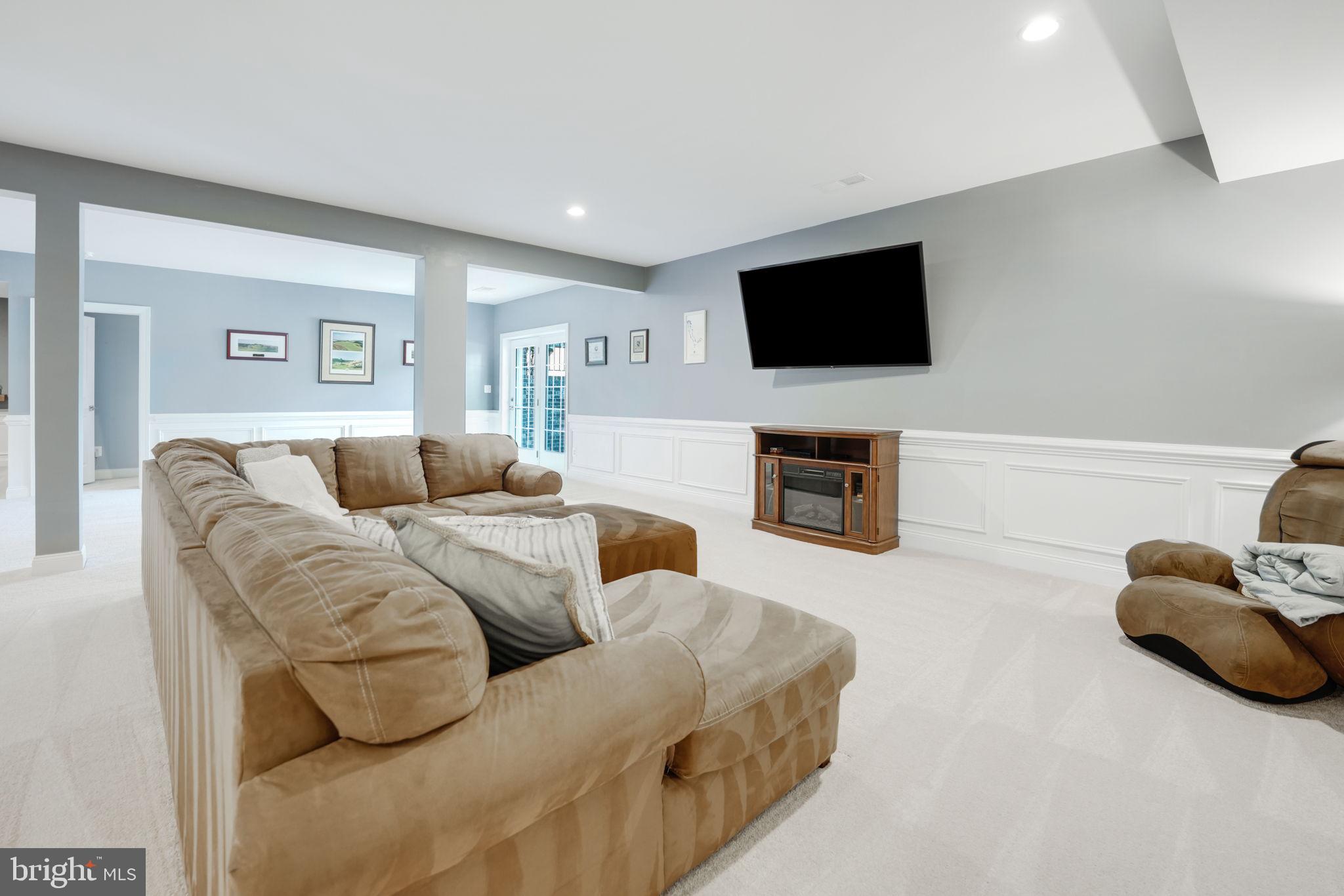 DOMINION VALLEY COUNTRY CLUB - Residential