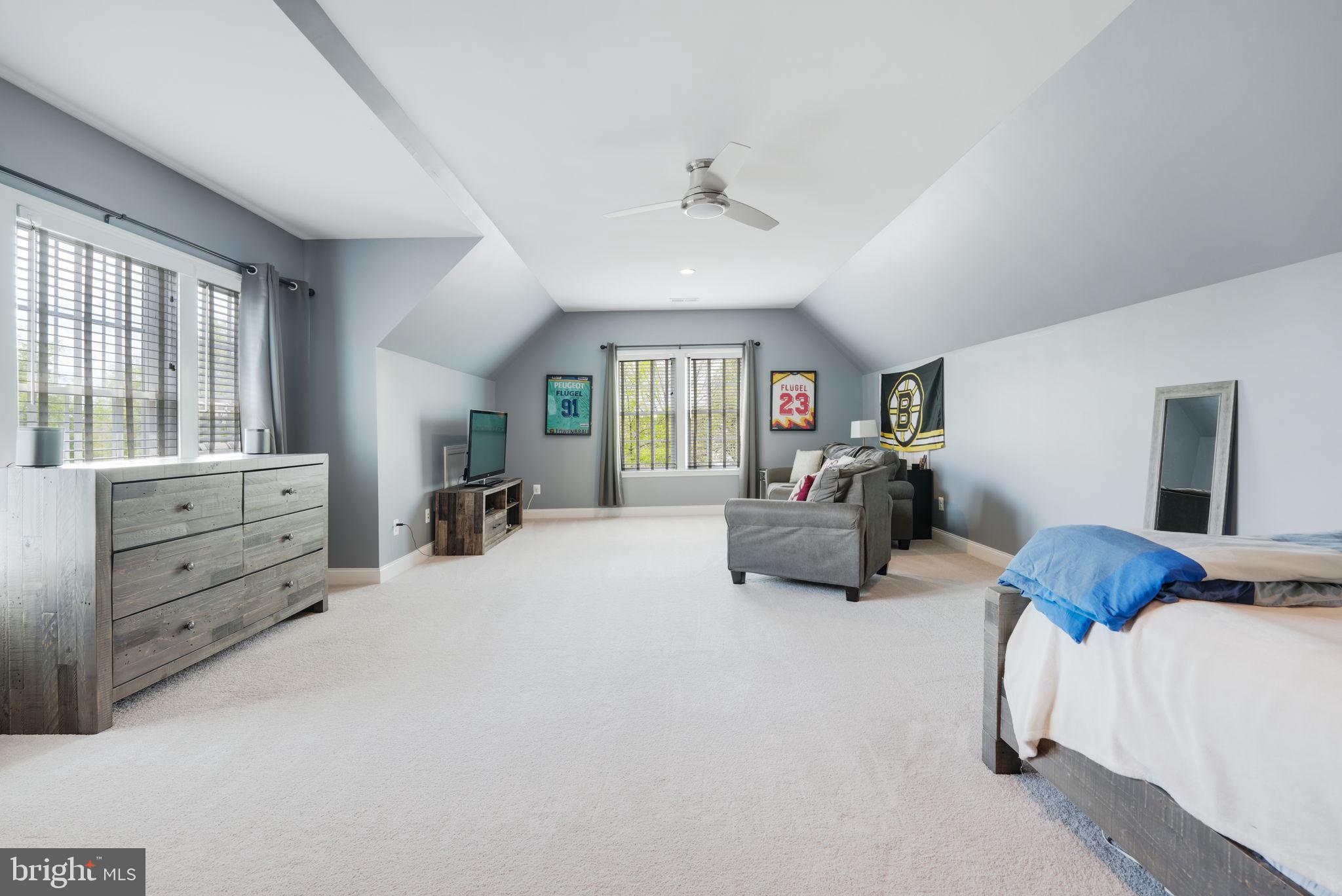 DOMINION VALLEY COUNTRY CLUB - Residential