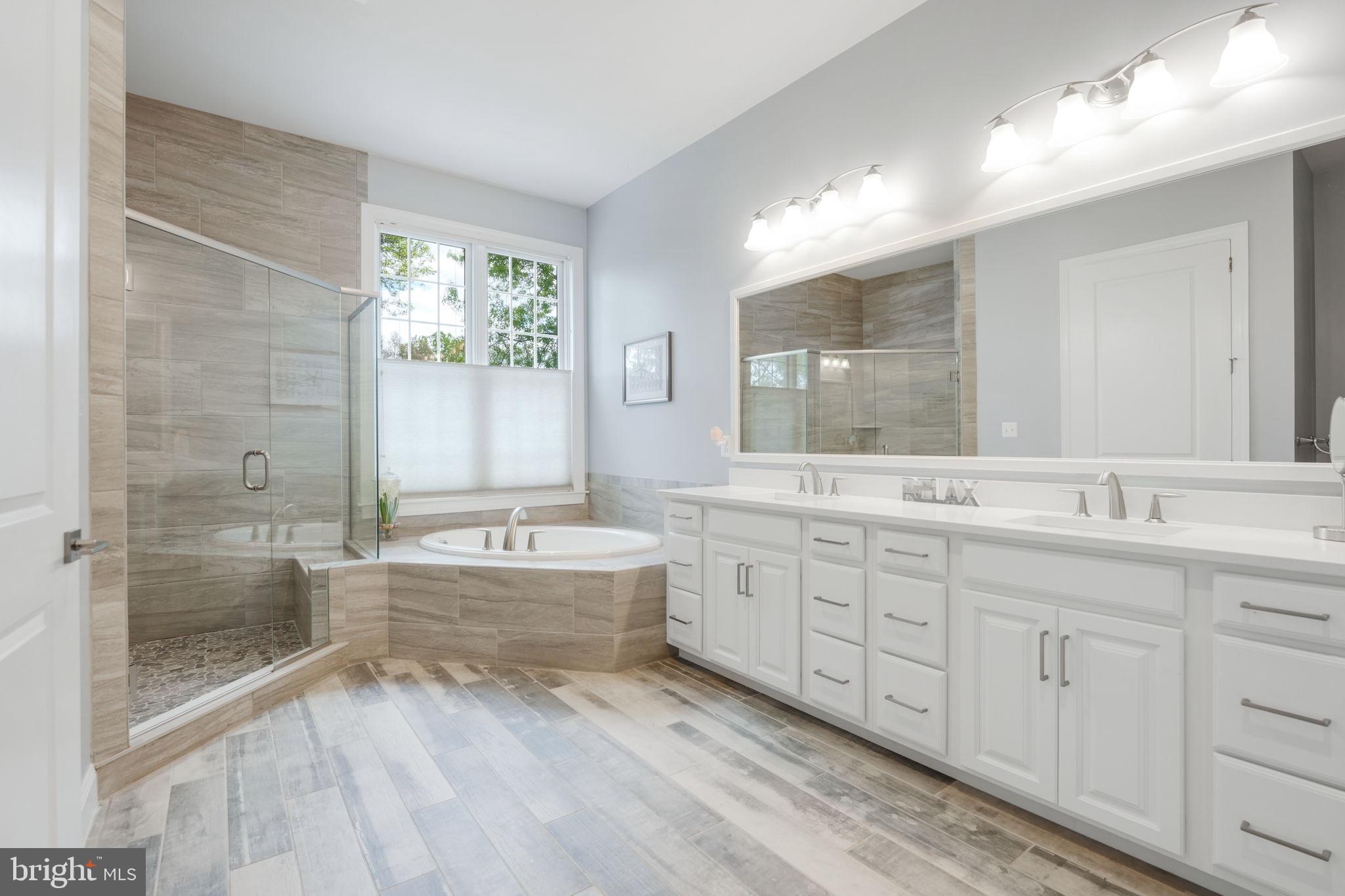 DOMINION VALLEY COUNTRY CLUB - Residential