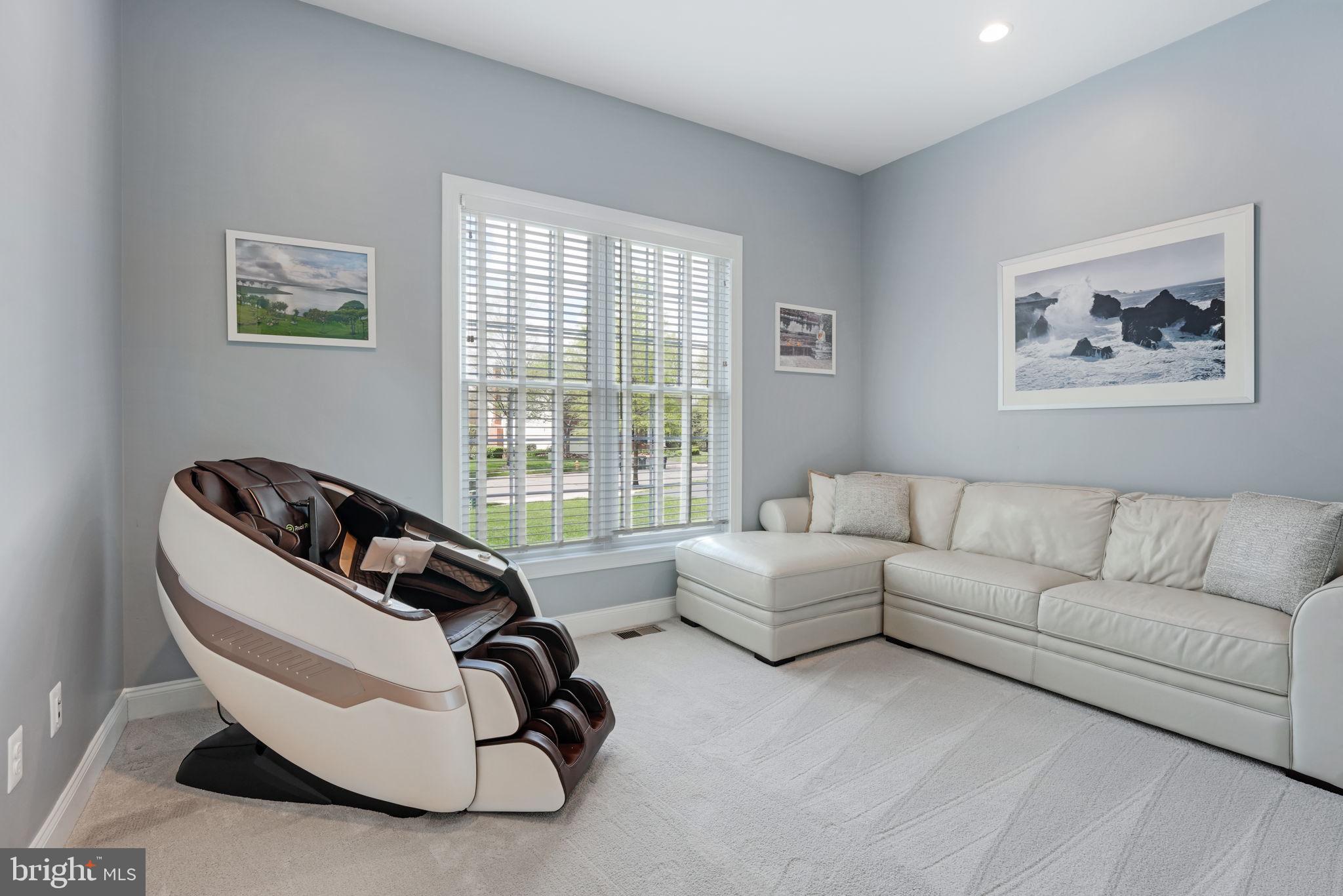 DOMINION VALLEY COUNTRY CLUB - Residential