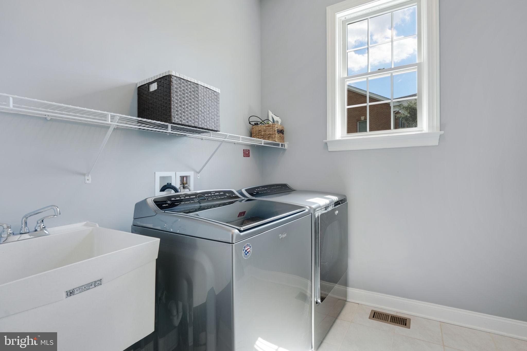 DOMINION VALLEY COUNTRY CLUB - Residential