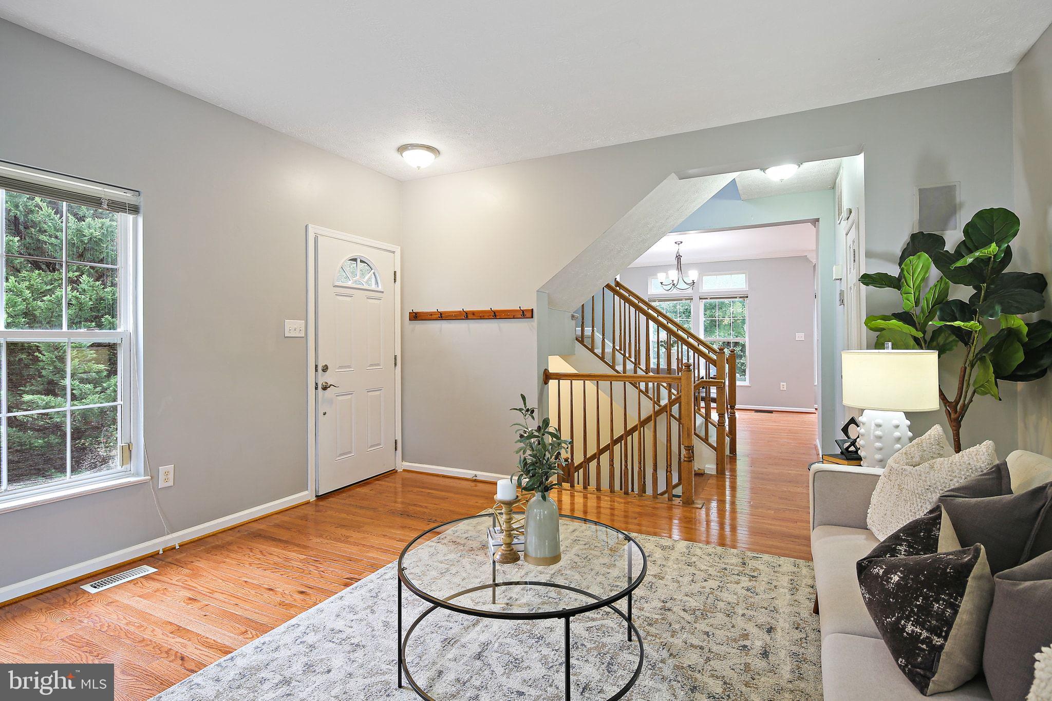 SEVEN OAKS - Residential