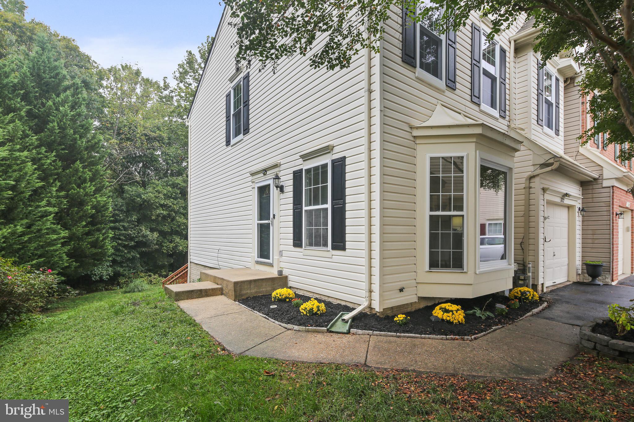 SEVEN OAKS - Residential