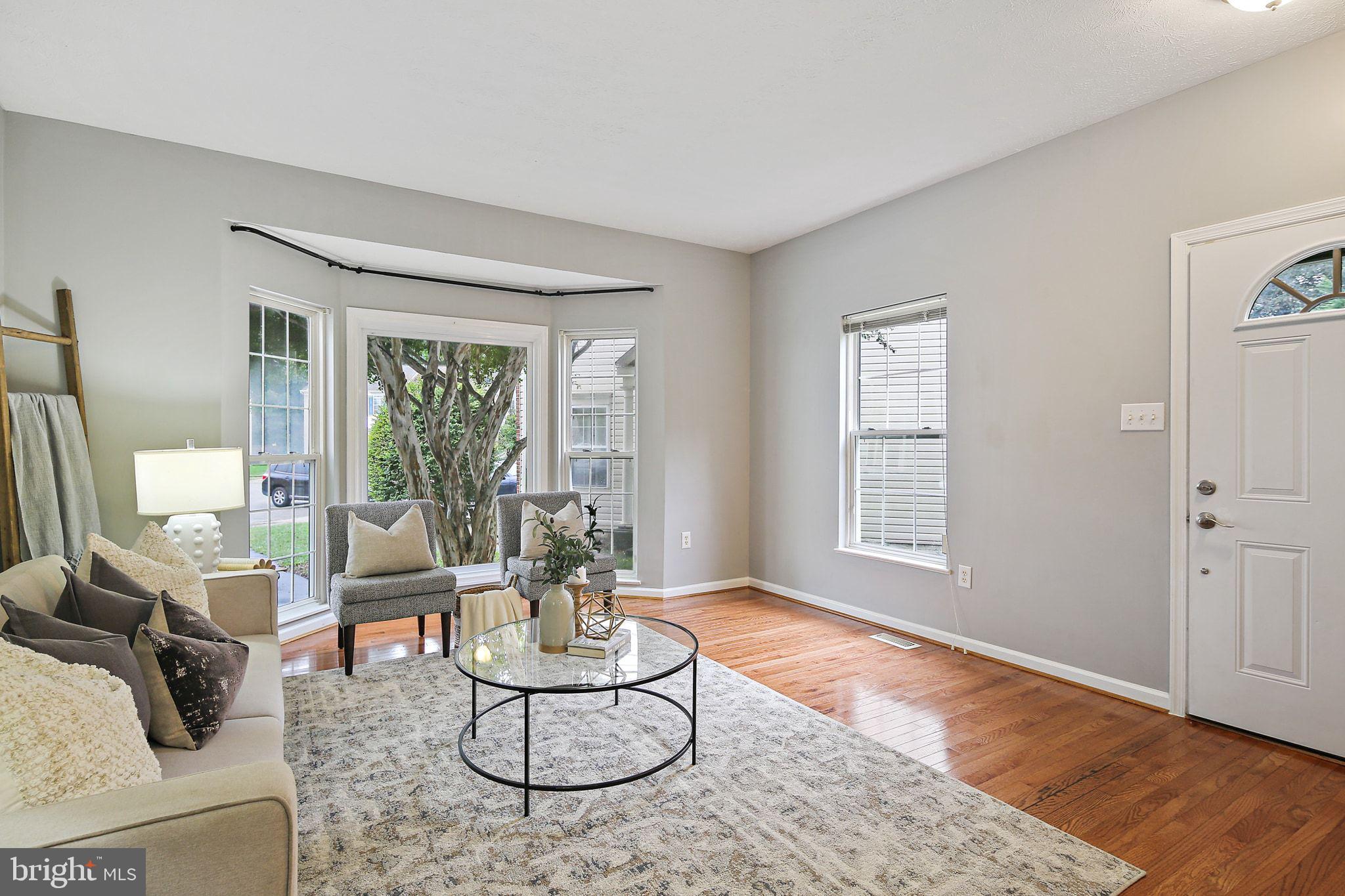 SEVEN OAKS - Residential