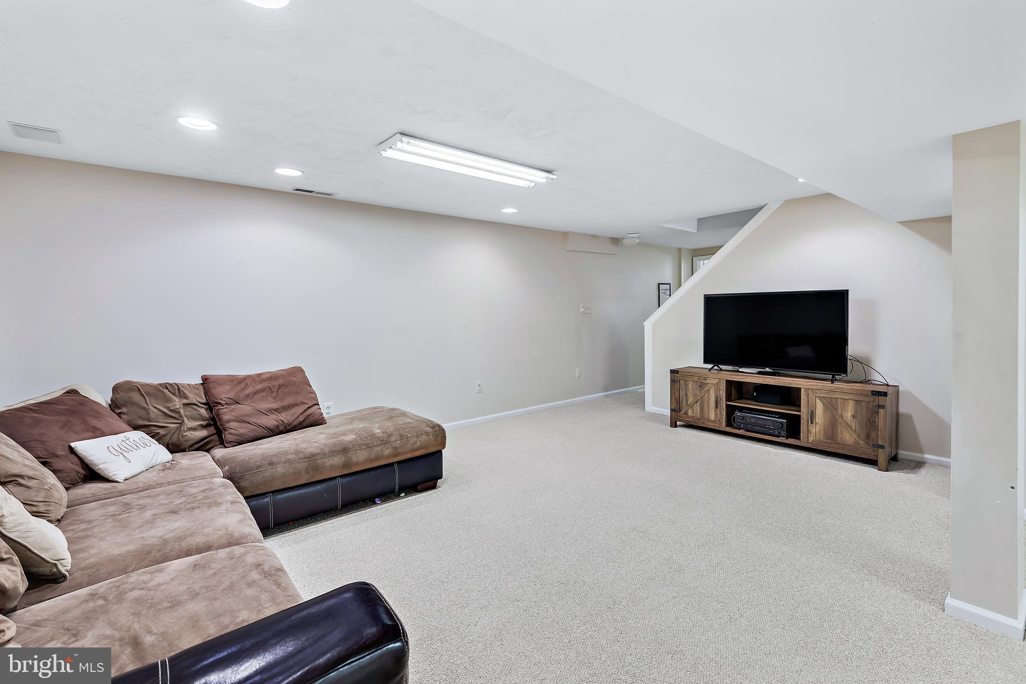 PINEY ORCHARD - Residential