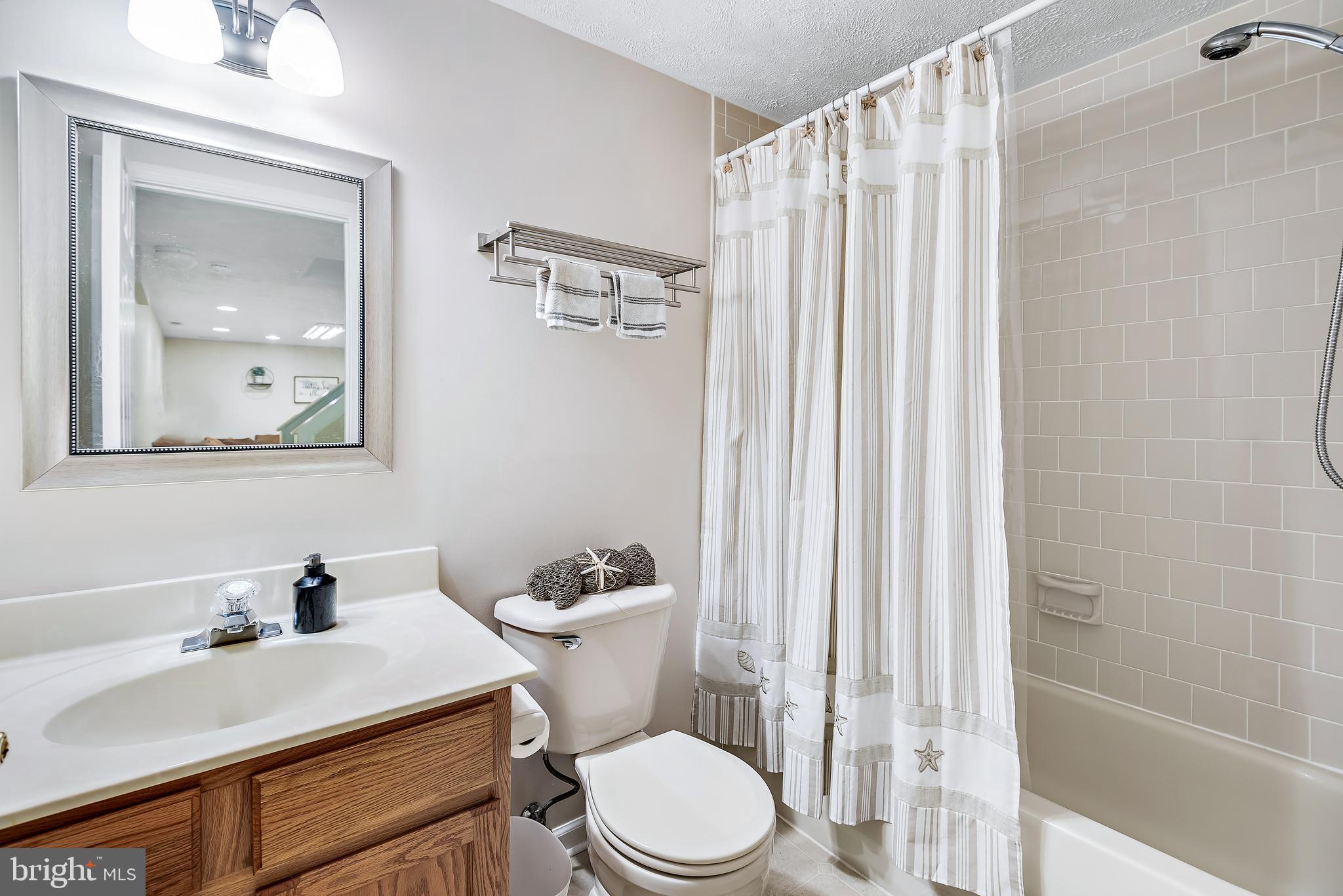 PINEY ORCHARD - Residential