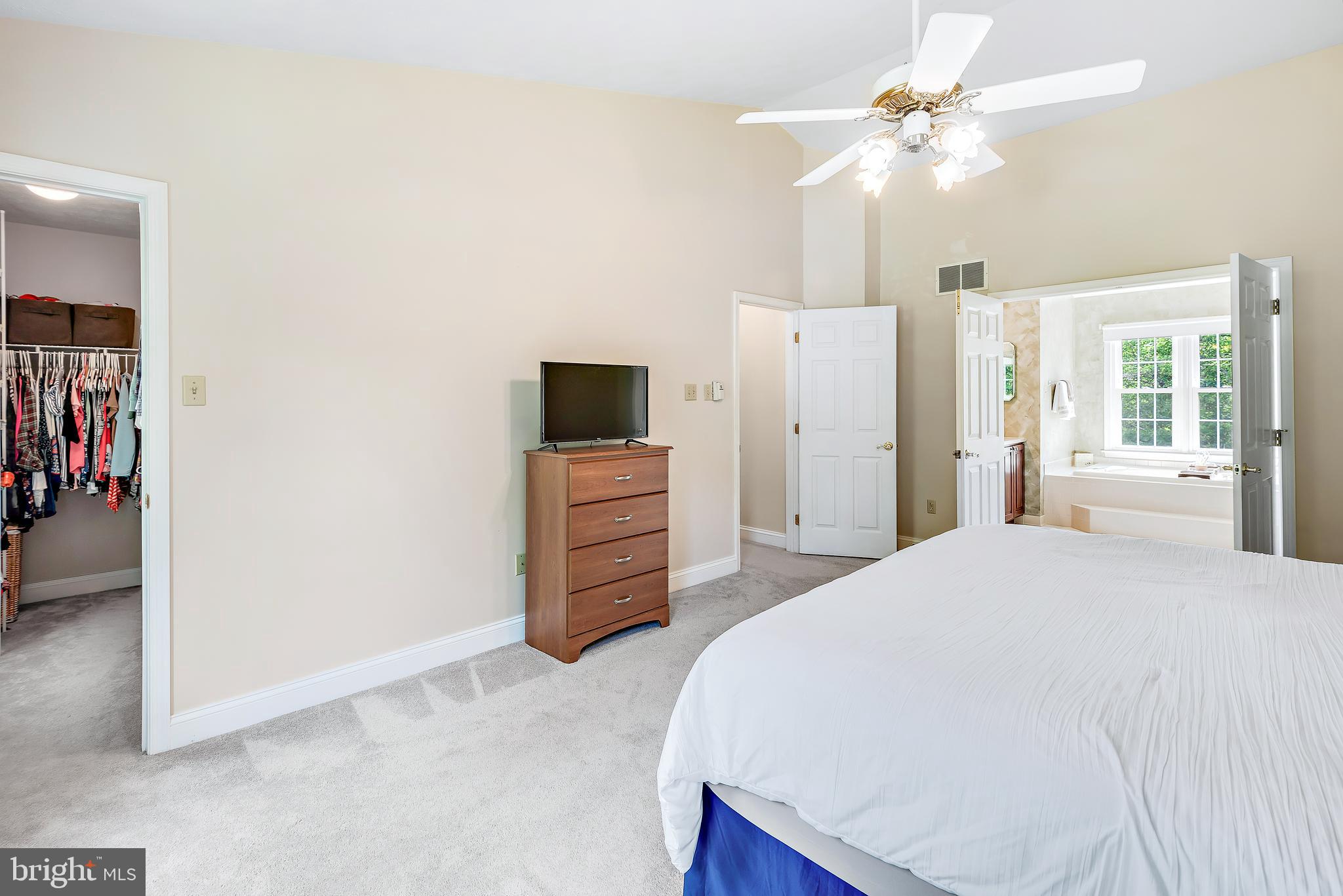 PINEY ORCHARD - Residential