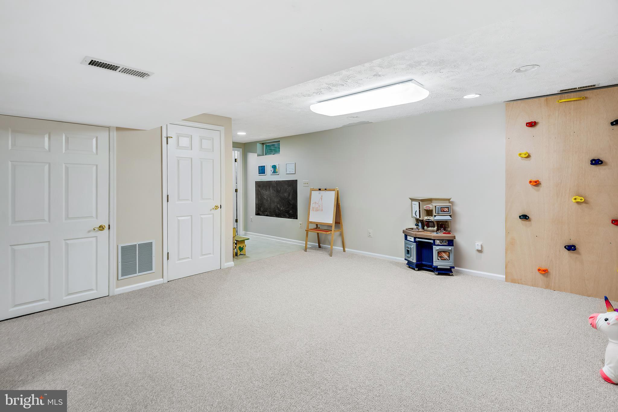 PINEY ORCHARD - Residential