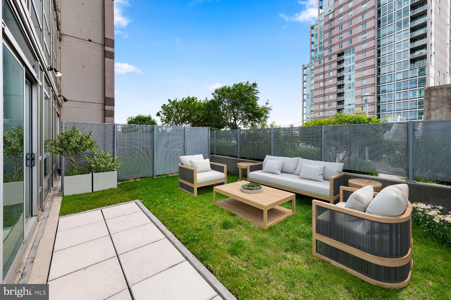 WATERFRONT SQUARE - Residential