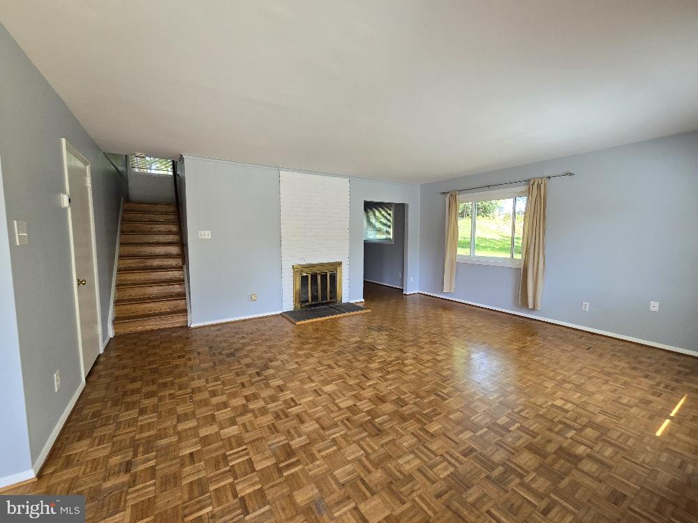 NORTH SPRINGFIELD - Residential Lease