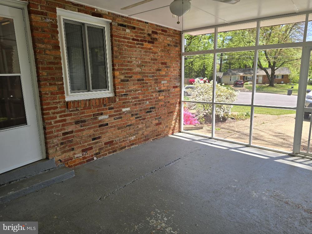 NORTH SPRINGFIELD - Residential Lease