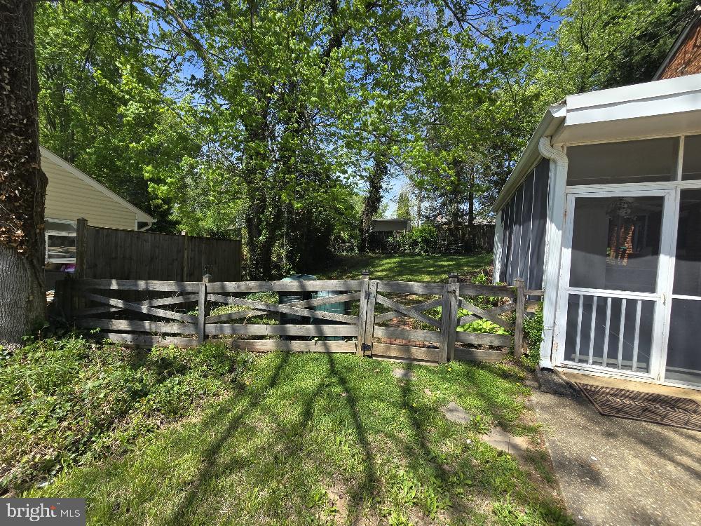 NORTH SPRINGFIELD - Residential Lease