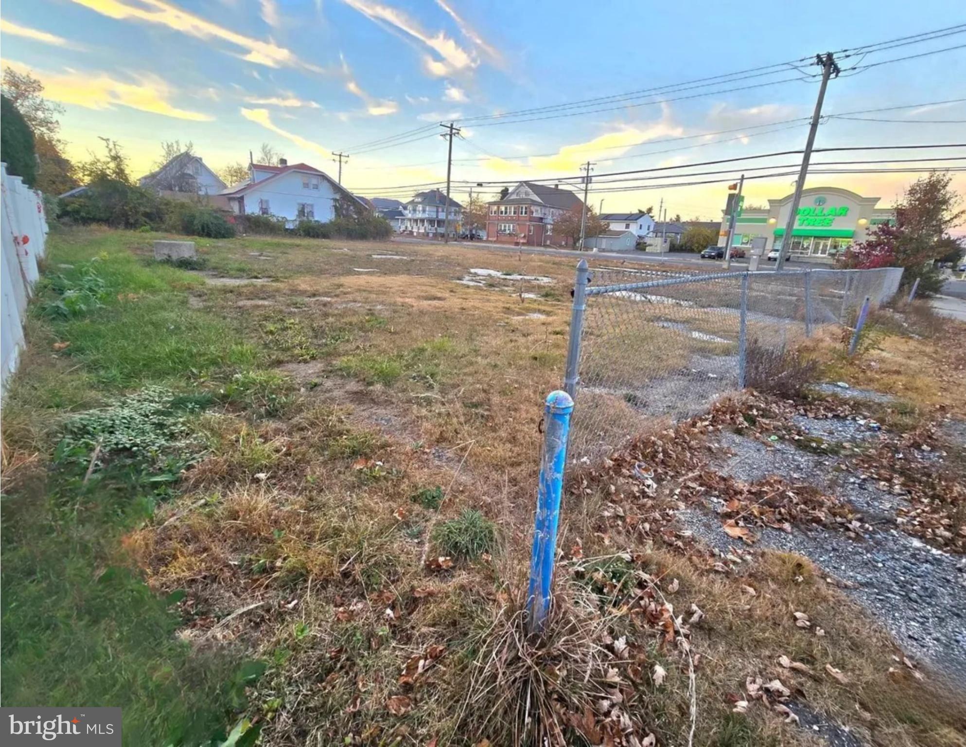 305 E BLACK HORSE PIKE