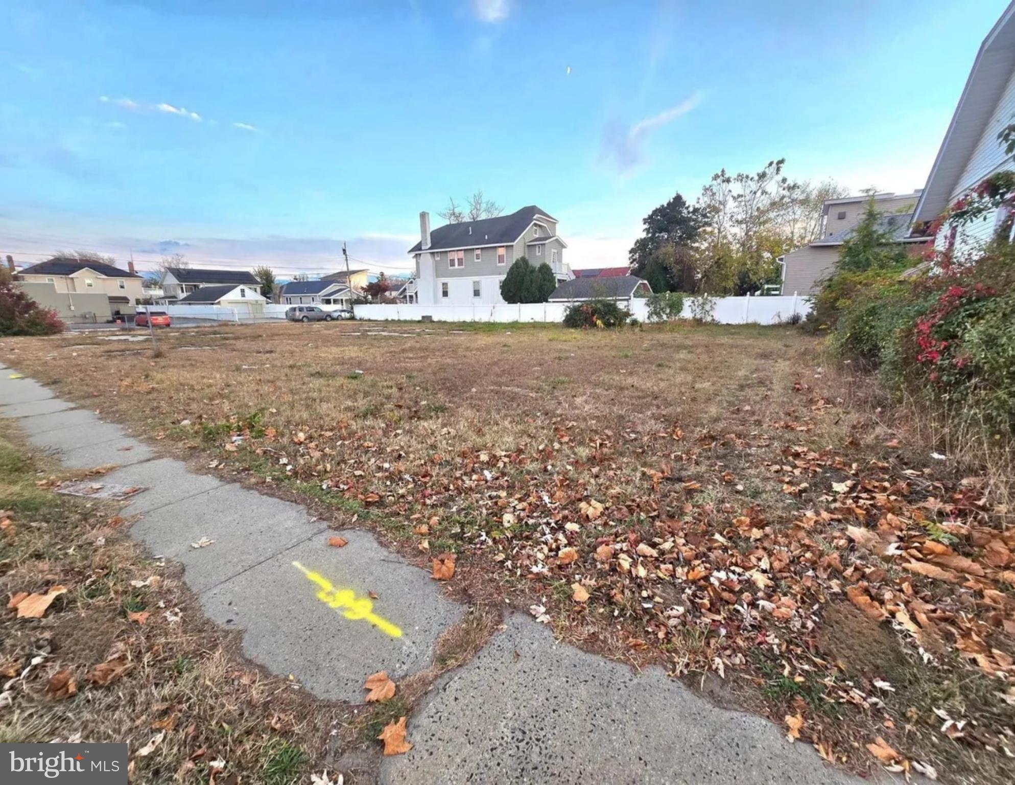 305 E BLACK HORSE PIKE