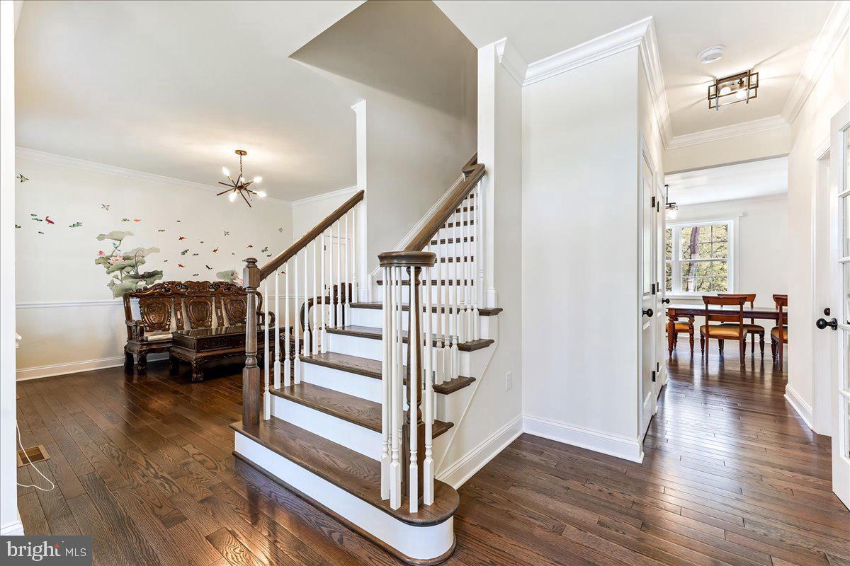 321 N MIDDLETOWN ROAD