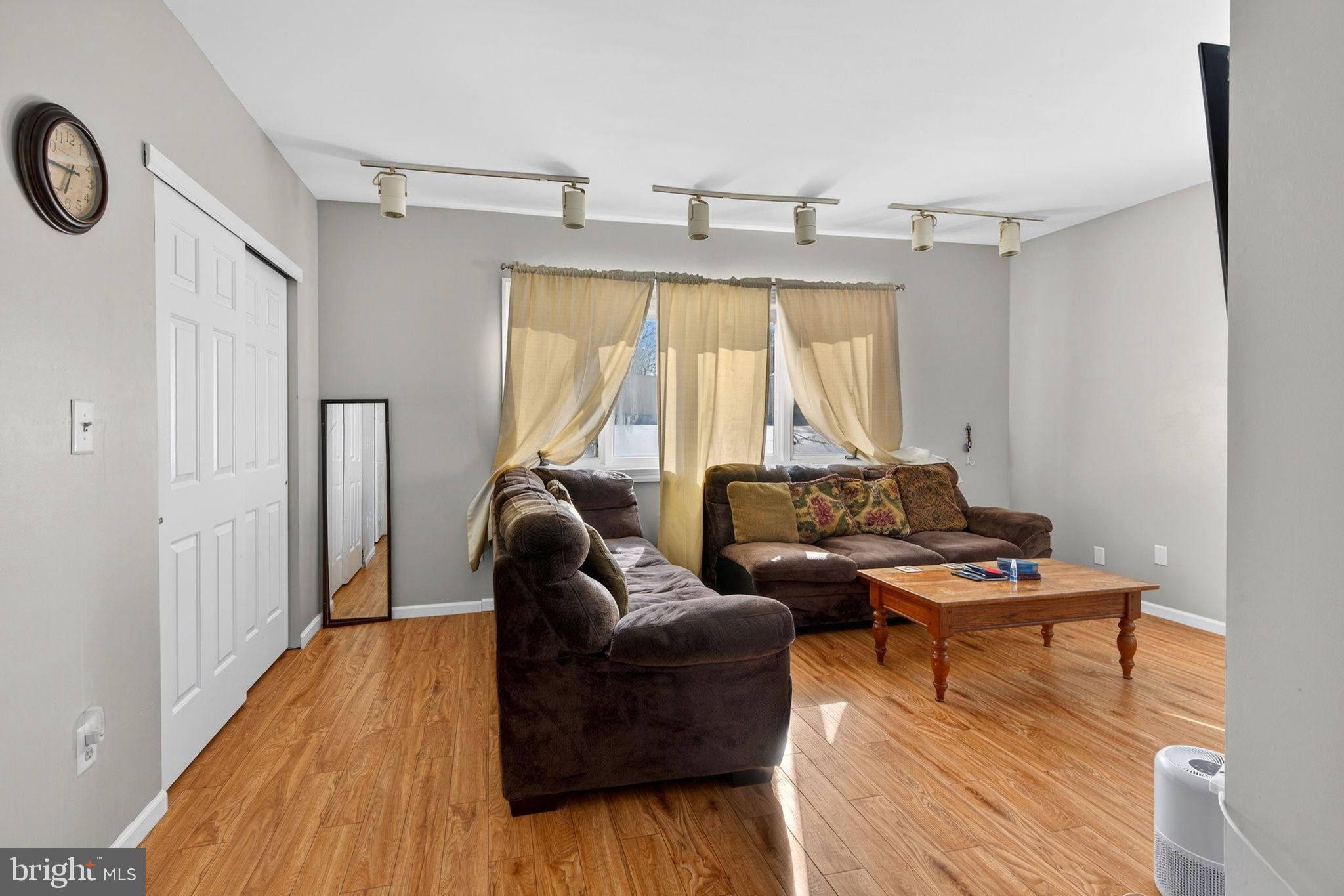 WOODVIEW - Residential