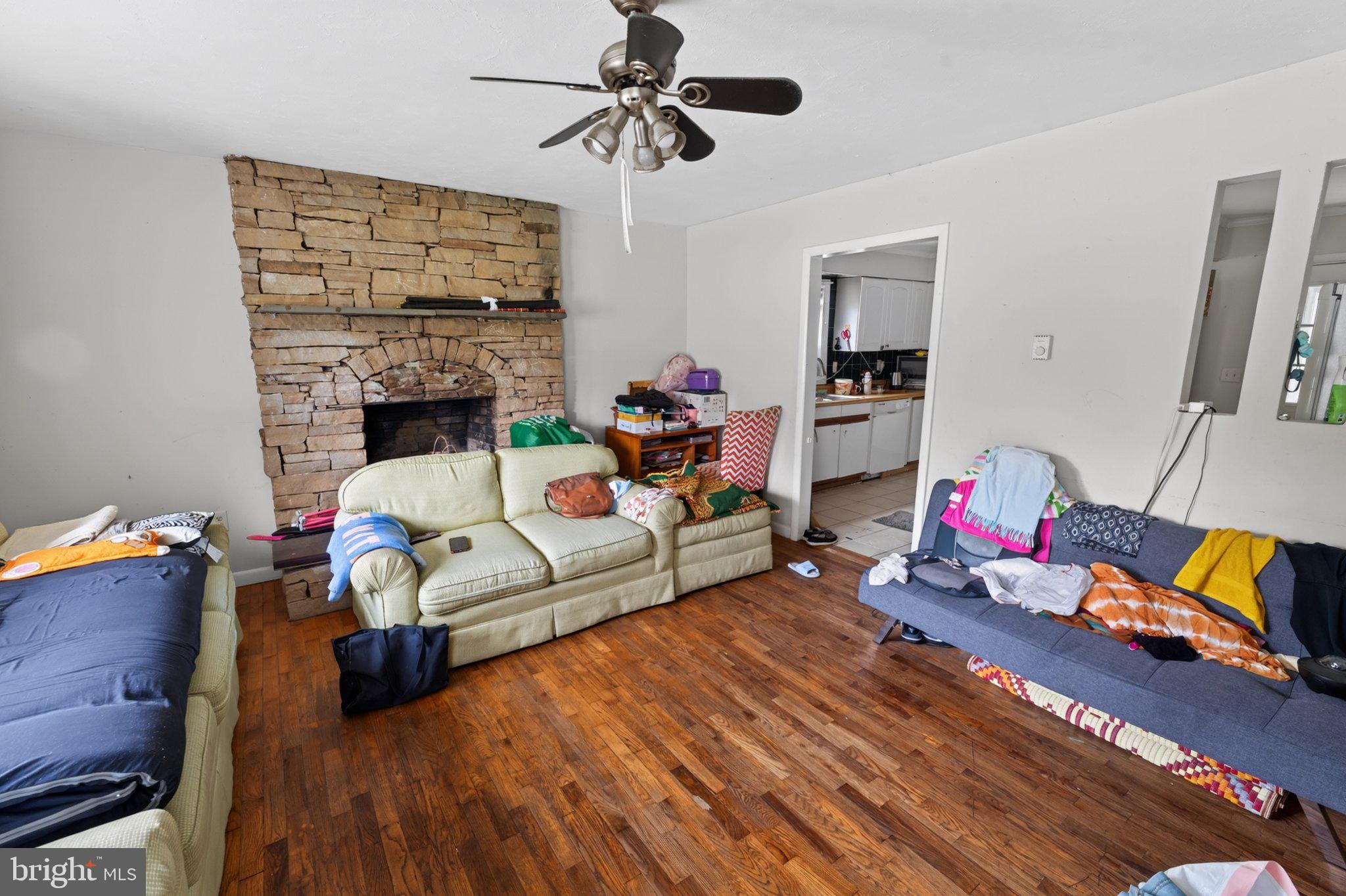 205 DOMINION LANE