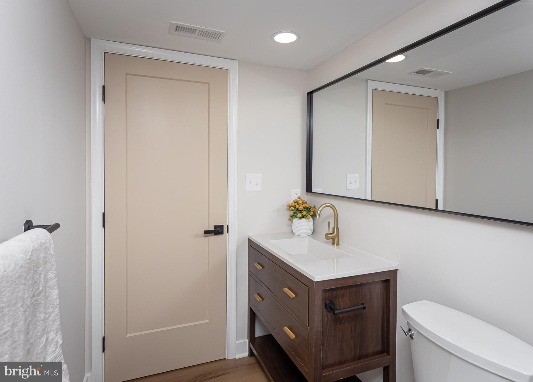 HAYWOOD HEIGHTS - Residential