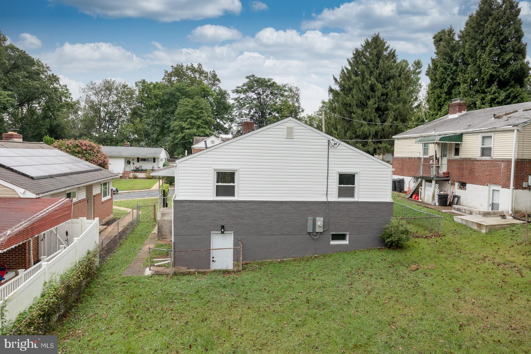 HAYWOOD HEIGHTS - Residential