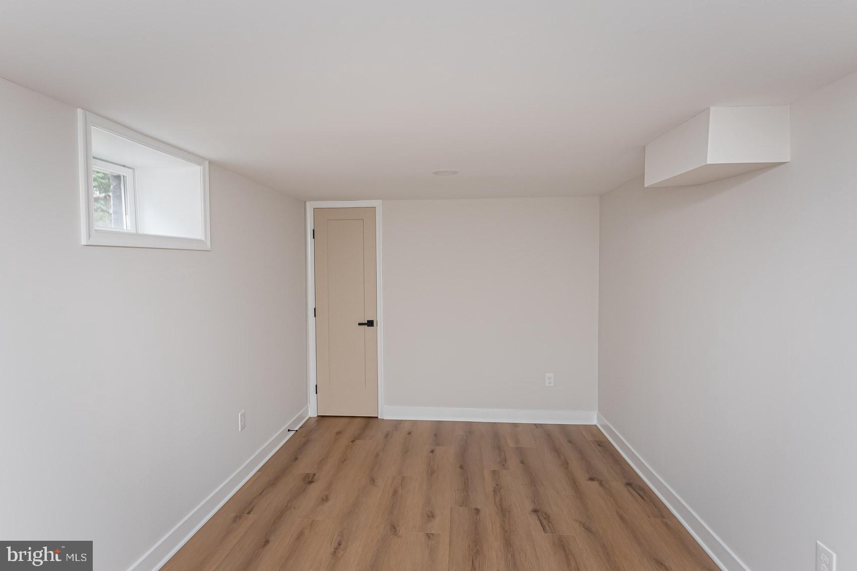 HAYWOOD HEIGHTS - Residential