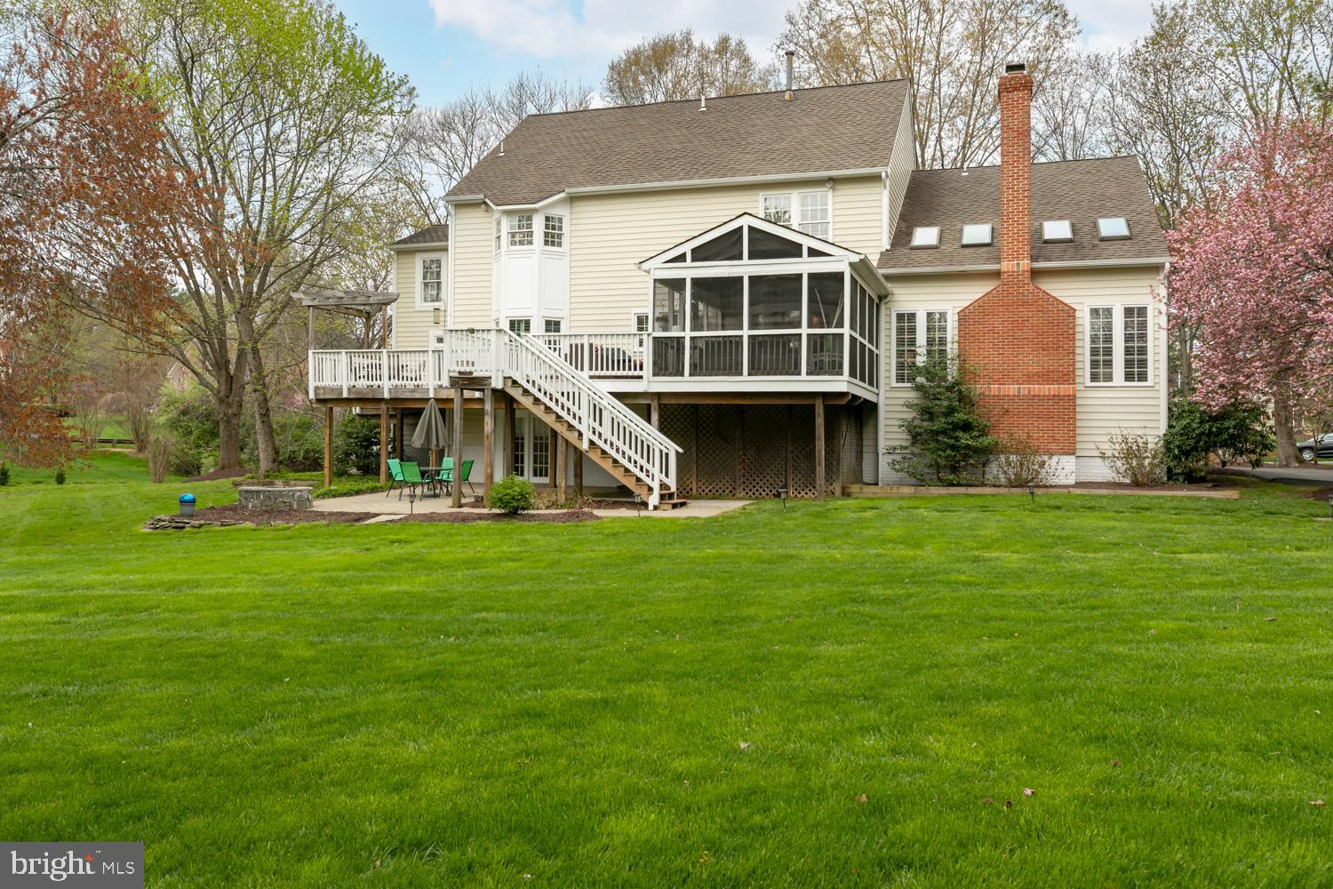 FORESTVILLE MEADOWS - Residential