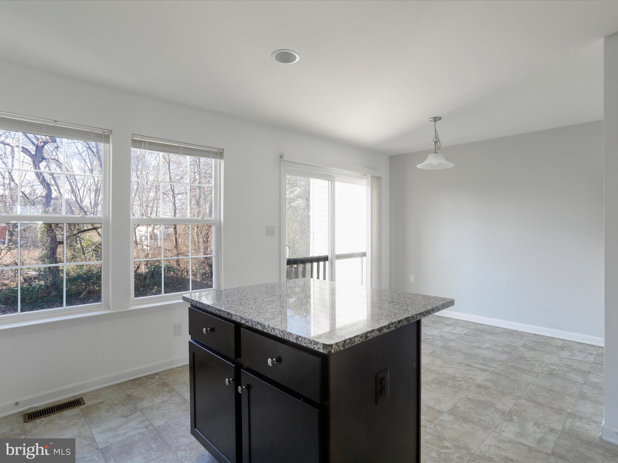 MANOR PARK - Residential