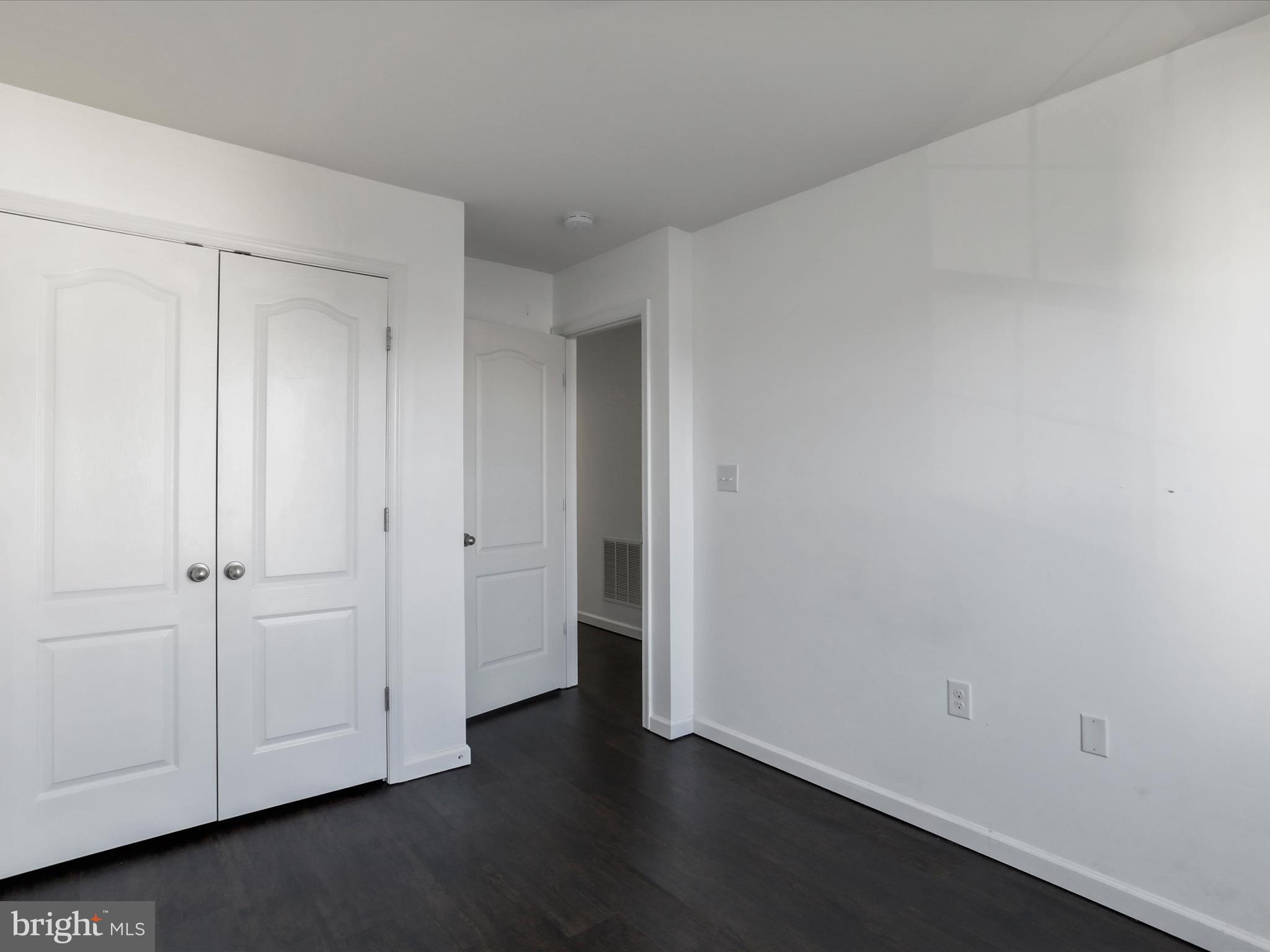 MANOR PARK - Residential