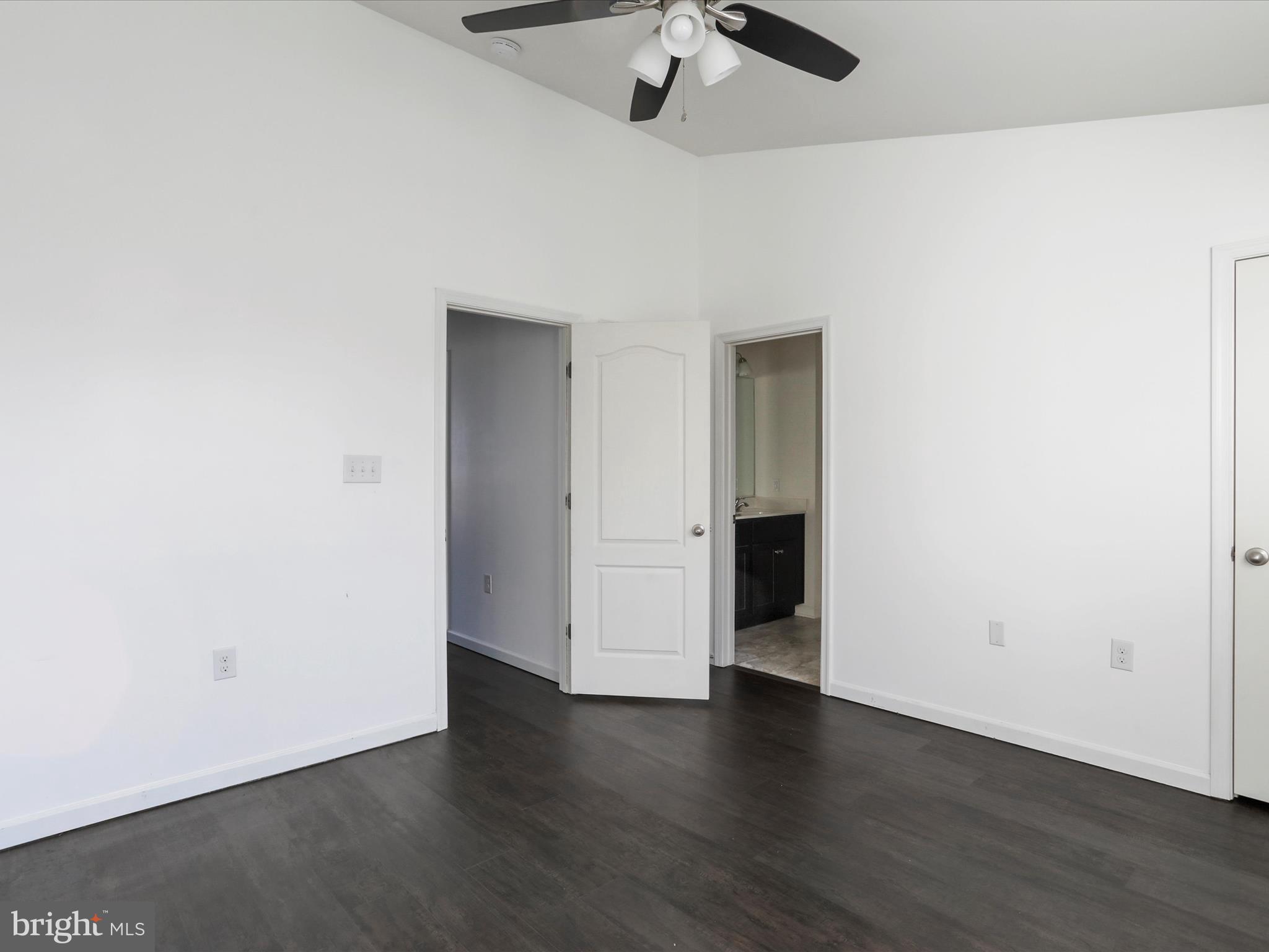 MANOR PARK - Residential