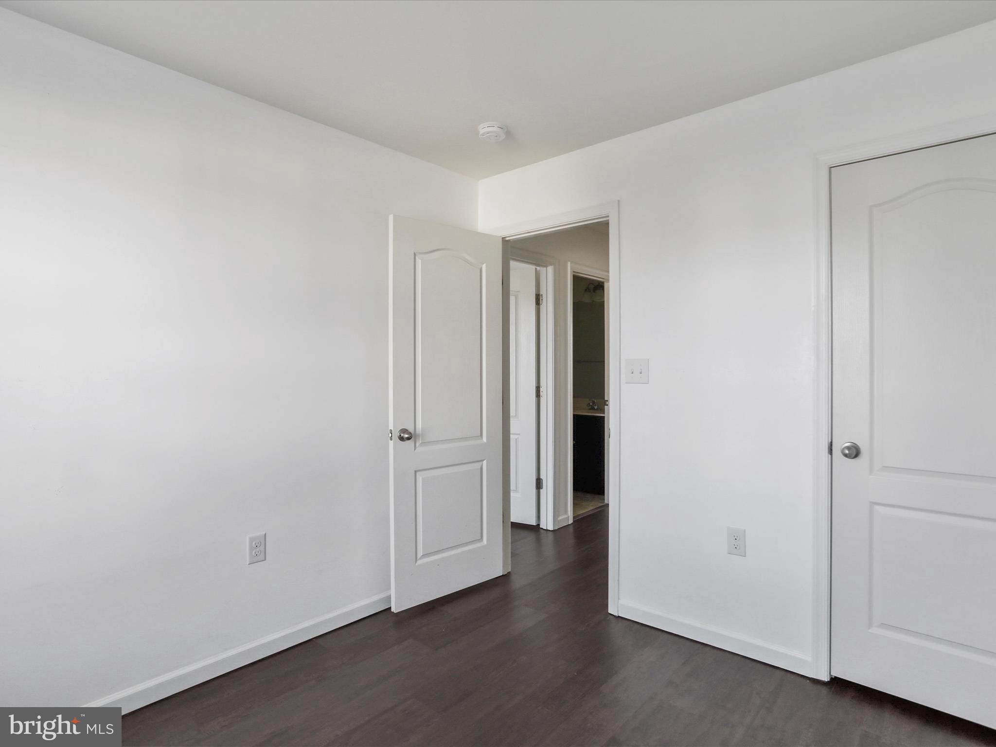 MANOR PARK - Residential