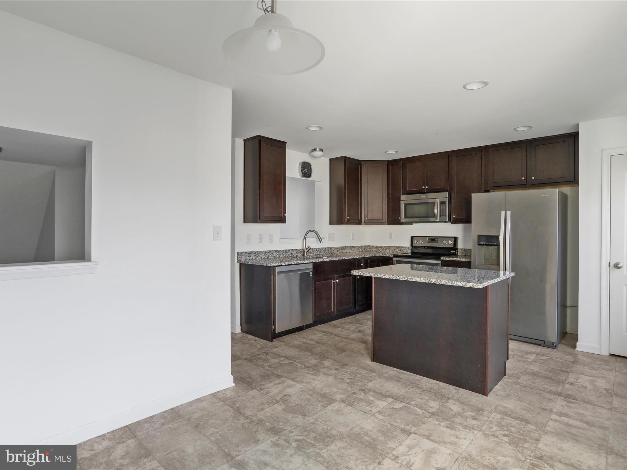 MANOR PARK - Residential